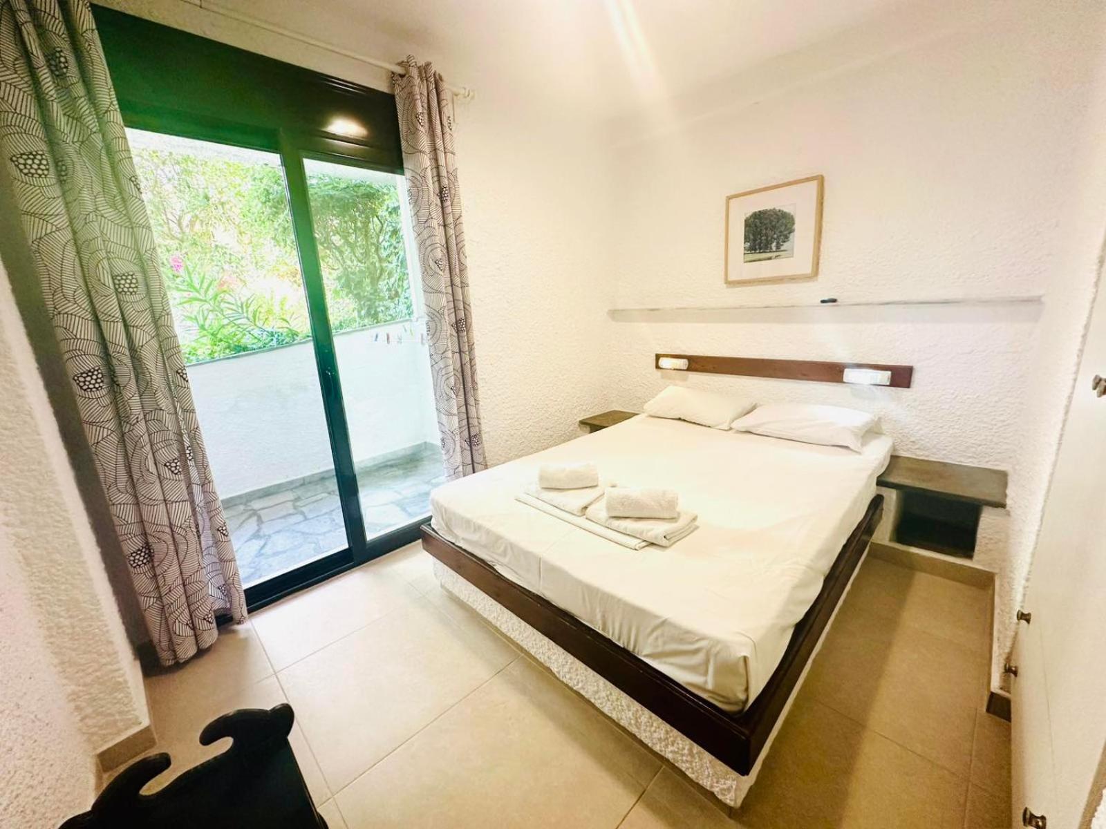 Argo Apartments Nea Poteidaia Room photo