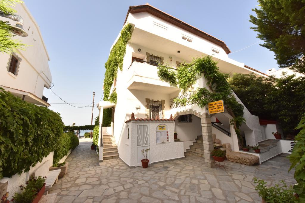 Argo Apartments Nea Poteidaia Exterior photo
